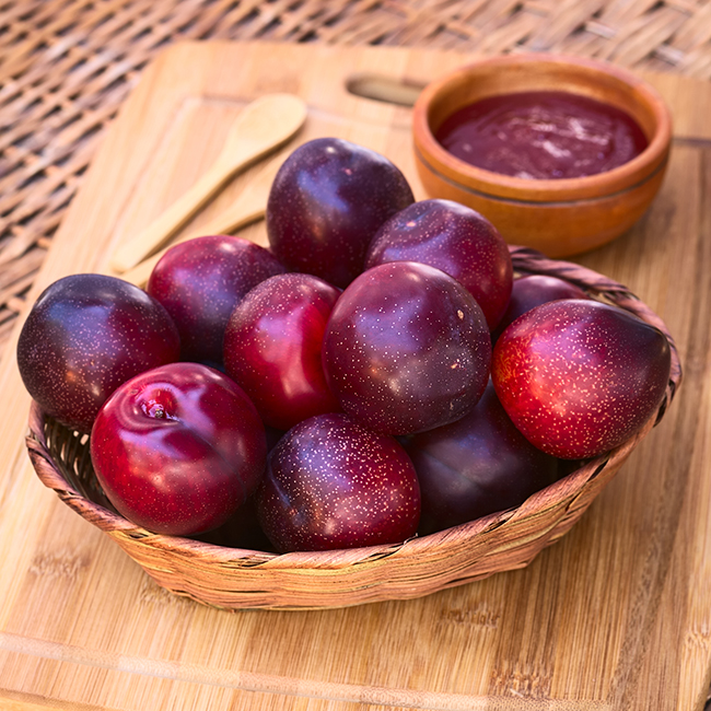 Os 10 frutos mais hidratantes - Ameixa vermelha