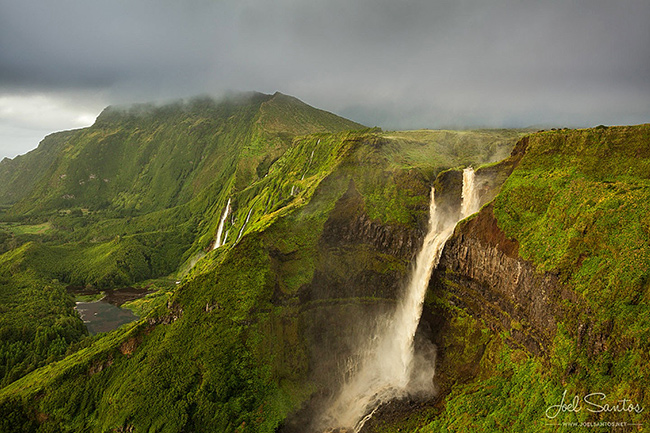 As cascatas mais deslumbrantes do mundo - Cascata da Ribeira Grande, Açores, Portugal As cascatas mais deslumbrantes do mundo - Cascata da Ribeira Grande, Açores, Portugal