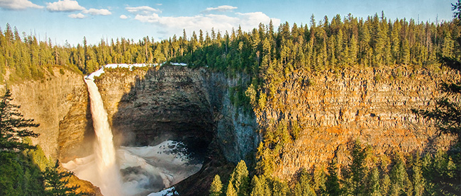 As cascatas mais deslumbrantes do mundo - Cascata de Helmcken, Canadá 