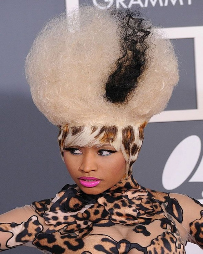 Penteados de deixar os cabelos em pé - Nicki Minaj