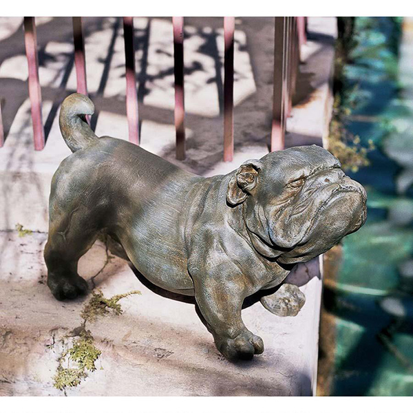 Esculturas para jardim que impressionam - cão 