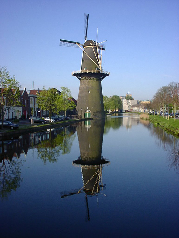 Moinhos encantadores - Schiedam, Holanda Moinhos encantadores - Schiedam, Holanda