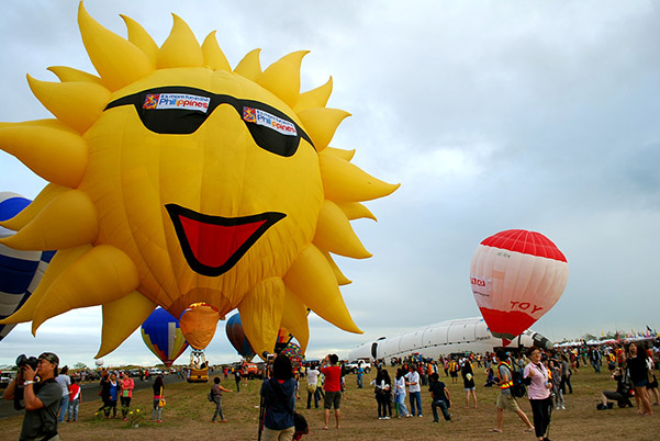 Balões de ar quente mais incríveis do mundo - balão com óculos
