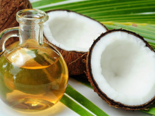 10 alimentos para ter unhas fortes e bonitas - óleo de coco