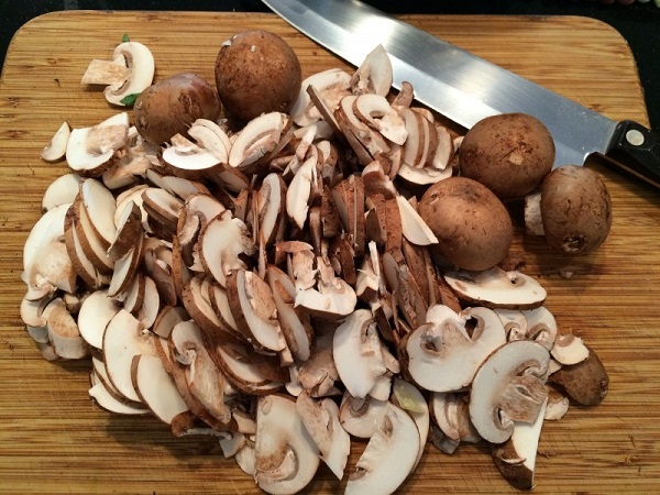 7 alimentos que não devem ser reaquecidos - Não coma cogumelos requentados