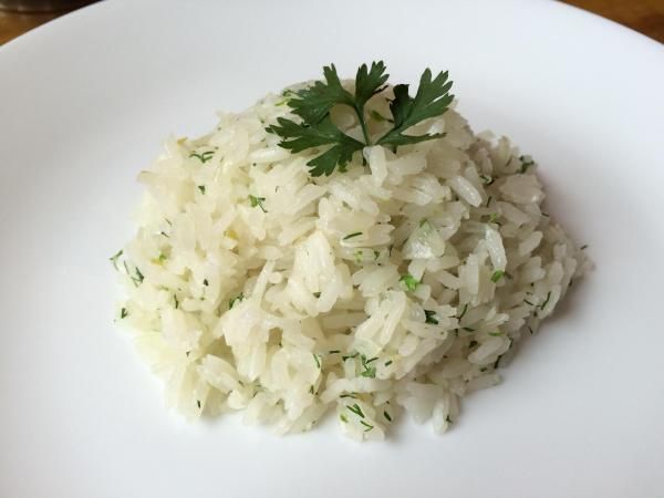 7 alimentos que não devem ser reaquecidos - Atenção ao arroz