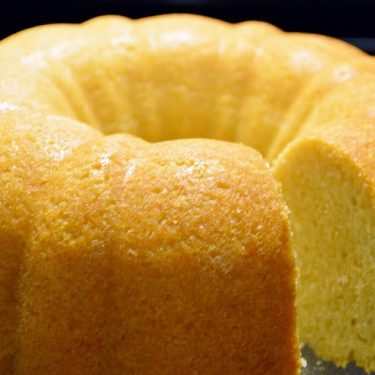 Receita de bolo húmido de limão e coco