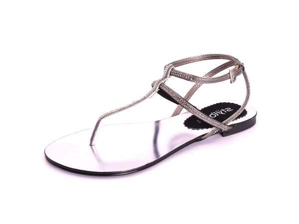 10 sapatos a que nenhuma mulher resiste- Sandálias rasas
