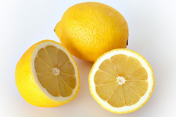 10 alimentos que não deve guardar no frigorífico - Limão