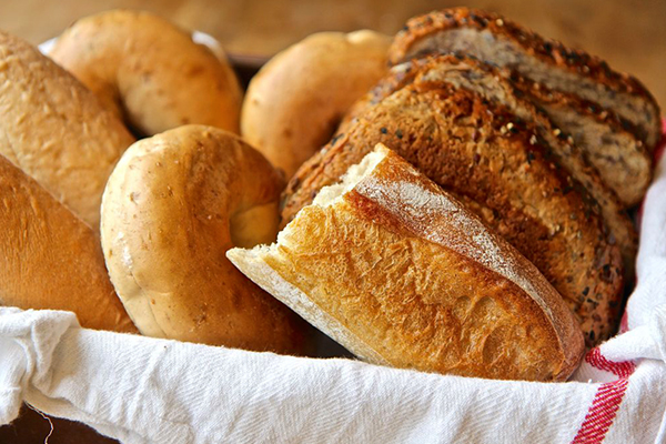 Receita de Pudim de pão para a mesa da Páscoa - Aproveite as sobras de pão