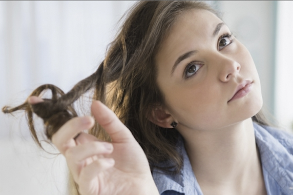 8 dicas para ter um cabelo saudável e bonito- Não mexer muito no cabelo